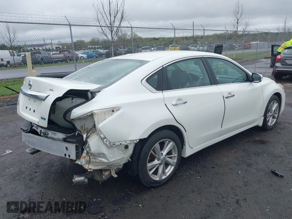 2013 Nissan Altima S with VIN 1N4AL3APXDC913643, listed as a IAAI auction lot 41977231 with 95,170 mi miles and . Bid and sale history available at DreamBid. Image 4.