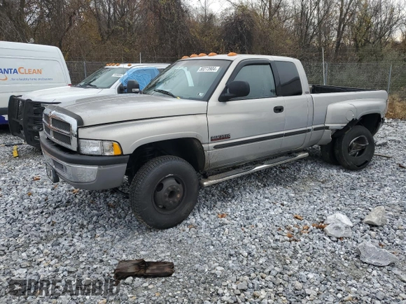1999 Dodge Ram 3500 with VIN 1B7MF3367XJ532982, listed as a Copart auction lot 80273904 with 216,656 mi miles and Salvage Title. Bid and sale history available at carsss.com. Image 1.