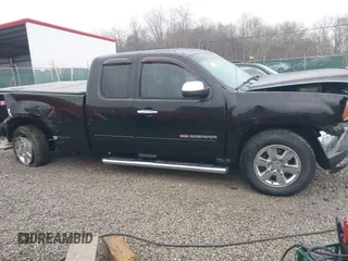 2010 GMC Sierra 1500 with VIN 1GTSCWE01AZ202838, listed as a IAAI auction lot 41516702 with 173,647 mi miles and . Bid and sale history available at DreamBid. Image 13.