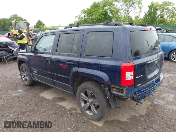 2013 Jeep Patriot Latitude z VIN 1C4NJRFB7DD249572, wystawiony jako IAAI lot #42350829 z przebiegiem 65 898 mil mil oraz . Historia ofert i sprzedaży dostępna na DreamBid. Obrazek 3.