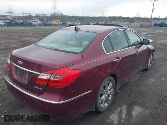 2012 Hyundai Genesis 3.8L z VIN KMHGC4DD2CU190449, wystawiony jako IAAI lot #41950971 z przebiegiem 180 008 mil mil oraz . Historia ofert i sprzedaży dostępna na DreamBid. Obrazek 4.