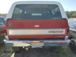 1987 Chevrolet Blazer z VIN 1GNEV18K6HF177428, wystawiony jako Copart lot #76925604 z przebiegiem 71 619 mil mil oraz Czysty tytuł • Clean title. Historia ofert i sprzedaży dostępna na DreamBid. Obrazek 6.