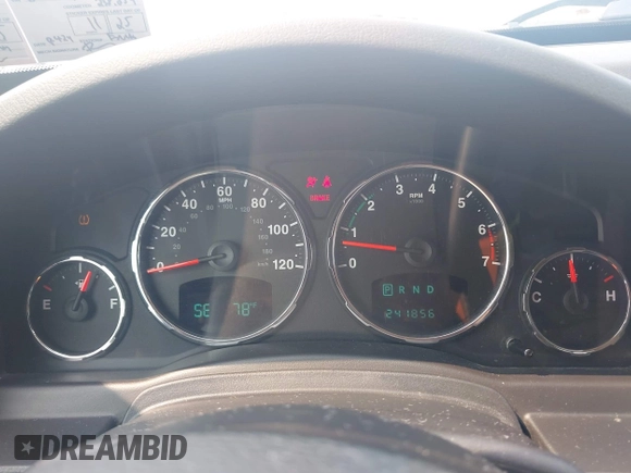 2011 Jeep Liberty Sport Jet z VIN 1J4PN2GK9BW592303, wystawiony jako IAAI lot #42475552 z przebiegiem 241 856 mil mil oraz . Historia ofert i sprzedaży dostępna na DreamBid. Obrazek 7.