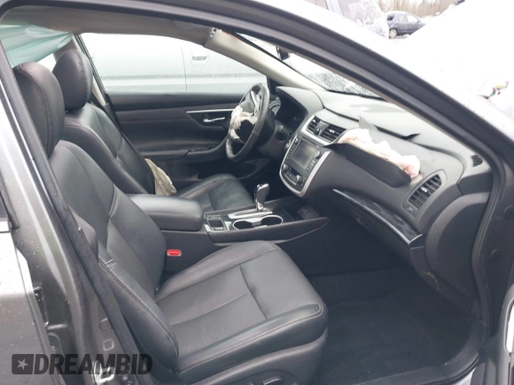 2017 Nissan Altima SV with VIN 1N4AL3AP3HC489387, listed as a IAAI auction lot 41665718 with 65,873 mi miles and . Bid and sale history available at DreamBid. Image 5.