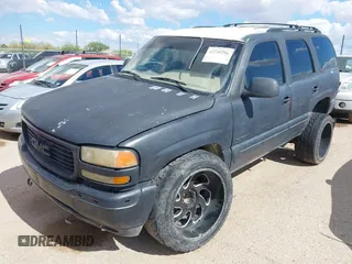 2002 GMC Yukon SLT z VIN 1GKEK13Z02R189557, wystawiony jako IAAI lot #42249286 z przebiegiem Nie podano mil oraz . Historia ofert i sprzedaży dostępna na DreamBid. Obrazek 2.