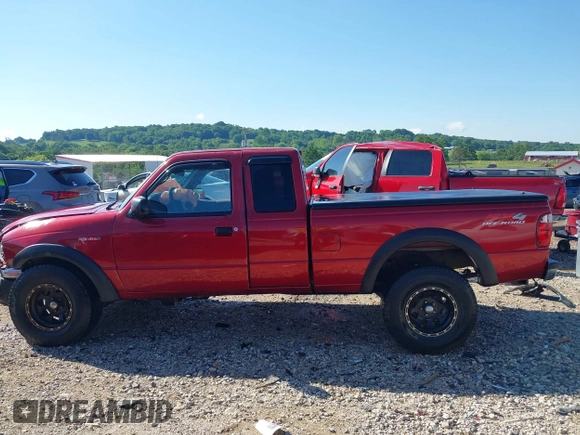 2005 Ford Ranger XLT с VIN 1FTZR45E35PA56246, выставлен на аукционе IAAI как лот 42382361 с пробегом 186 958 миль миль и . История ставок и продаж доступна на DreamBid. Изображение 15.