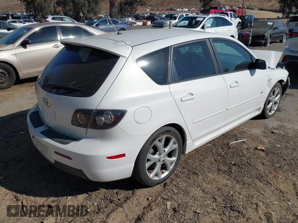 2008 Mazda Mazda3 s Sport with VIN JM1BK343981831351, listed as a IAAI auction lot 41284296 with 209,268 mi miles. Bid and sale history available at carsss.com. Image 4.