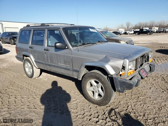 2000 Jeep Cherokee Police with VIN 1J4FF48S7YL117536, listed as a Copart auction lot 43371825 with NaN miles and Salvage Title. Bid and sale history available at carsss.com. Image 4.