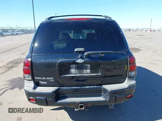 2007 Chevrolet TrailBlazer LS with VIN 1GNDT13S472288929, listed as a IAAI auction lot 42155584 with 193,178 mi miles and . Bid and sale history available at DreamBid. Image 16.