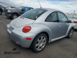 2003 Volkswagen New Beetle Coupe GLX with VIN 3VWDD21C13M422352, listed as a Copart auction lot 44459485 with 93,029 mi miles and Clean Title. Bid and sale history available at carsss.com. Image 3.
