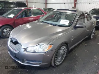 2010 Jaguar XF Premium Luxury with VIN SAJWA0GB4ALR51687, listed as a IAAI auction lot 41559866 with 162,997 mi miles. Bid and sale history available at carsss.com. Image 17.