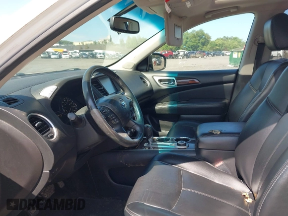 2015 Nissan Pathfinder Platinum with VIN 5N1AR2MMXFC615001, listed as a IAAI auction lot 42810501 with 206,247 mi miles and . Bid and sale history available at DreamBid. Image 5.