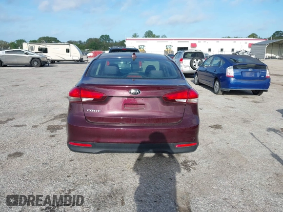 2018 Kia Forte LX with VIN 3KPFL4A79JE244503, listed as a IAAI auction lot 41955997 with 197,195 mi miles. Bid and sale history available at carsss.com. Image 16.