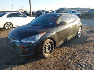 2013 Hyundai Veloster w/Gray Int with VIN KMHTC6AD8DU175342, listed as a IAAI auction lot 41423246 with 1 mi miles. Bid and sale history available at carsss.com. Image 2.