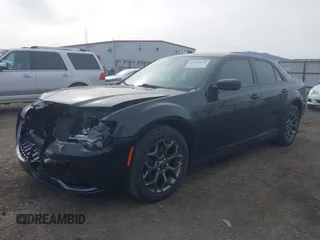 2016 Chrysler 300 with VIN 2C3CCAGG5GH234240, listed as a IAAI auction lot 41997629 with 158,081 mi miles. Bid and sale history available at carsss.com. Image 18.