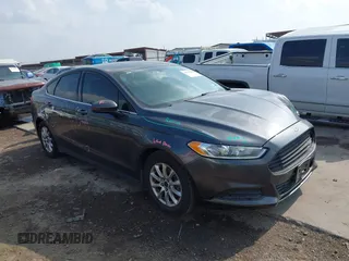 2016 Ford Fusion S with VIN 3FA6P0G7XGR351474, listed as a IAAI auction lot 41947455 with 135,697 mi miles. Bid and sale history available at carsss.com. Image 1.