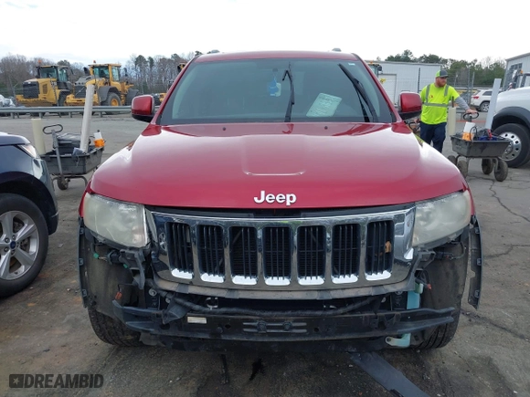 2011 Jeep Grand Cherokee Laredo with VIN 1J4RR4GT8BC636651, listed as a IAAI auction lot 41768944 with 200,160 mi miles. Bid and sale history available at carsss.com. Image 12.