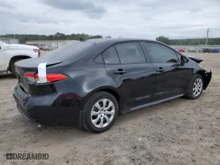 2022 Toyota Corolla LE with VIN 5YFEPMAE1NP365626, listed as a Copart auction lot 54879414 with 31,970 mi miles and Salvage Title. Bid and sale history available at carsss.com. Image 3.