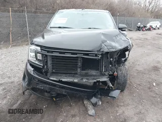 2019 Ford Expedition Max XLT z VIN 1FMJK1JT8KEA12590, wystawiony jako IAAI lot #41153889 z przebiegiem 103 284 mil mil oraz . Historia ofert i sprzedaży dostępna na DreamBid. Obrazek 6.