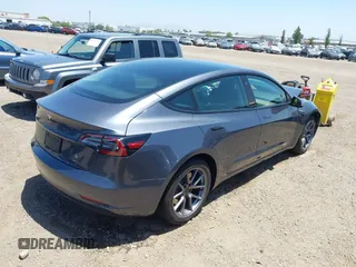 2023 Tesla Model 3 с VIN 5YJ3E1EA5PF709931, выставлен на аукционе IAAI как лот 42505968 с пробегом 17 065 миль миль и . История ставок и продаж доступна на DreamBid. Изображение 4.