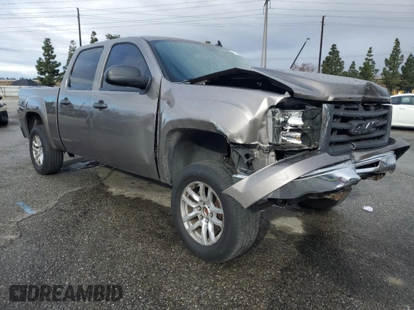 2013 GMC Sierra 1500 SLE with VIN 3GTP1VE07DG285024, listed as a Copart auction lot 48329945 with 146,459 mi miles and Salvage title. Bid and sale history available at DreamBid. Image 4.