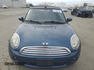 2010 MINI Convertible with VIN WMWMR3C52ATU98506, listed as a Copart auction lot 47706195 with 92,804 mi miles and Clean Title. Bid and sale history available at DreamBid. Image 5.