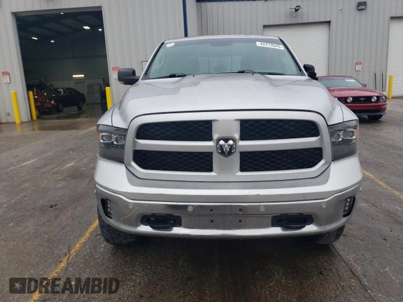 2015 Ram 1500 Outdoorsman z VIN 1C6RR6LT3FS663606, wystawiony jako Copart lot #42415545 z przebiegiem 156 766 mil mil oraz Szkoda całkowita • Salvage title. Historia ofert i sprzedaży dostępna na DreamBid. Obrazek 5.