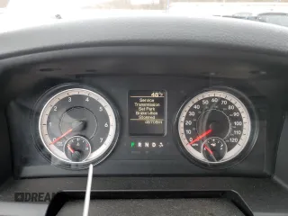 2017 Ram 1500 Tradesman z VIN 3C6JR6AG4HG591621, wystawiony jako Copart lot #43058735 z przebiegiem 48 708 mil mil oraz Szkoda całkowita • Salvage title. Historia ofert i sprzedaży dostępna na DreamBid. Obrazek 9.
