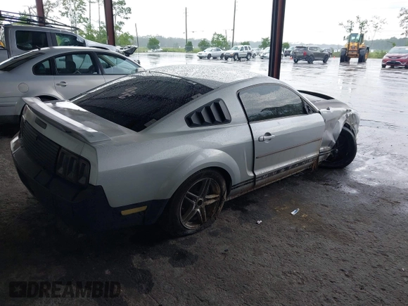 2005 Ford Mustang Deluxe with VIN 1ZVFT80N955114839, listed as a IAAI auction lot 42689801 with 149,556 mi miles and . Bid and sale history available at DreamBid. Image 4.