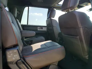 2016 Ford Expedition Max XLT z VIN 1FMJK1HT8GEF38506, wystawiony jako Copart lot #50211325 z przebiegiem 160 447 mil mil oraz Czysty tytuł • Clean title. Historia ofert i sprzedaży dostępna na DreamBid. Obrazek 11.