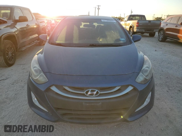 2015 Hyundai Elantra GT with VIN KMHD35LH1FU242221, listed as a Copart auction lot 77780984 with 102,475 mi miles and Clean Title. Bid and sale history available at carsss.com. Image 5.