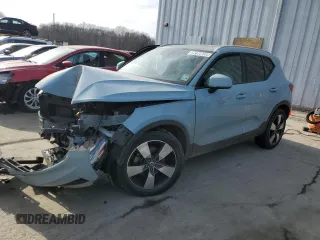 2019 Volvo XC40 Momentum with VIN YV4162UK3K2125105, listed as a Copart auction lot 47072165 with 172,550 mi miles and Salvage Title. Bid and sale history available at carsss.com. Image 1.
