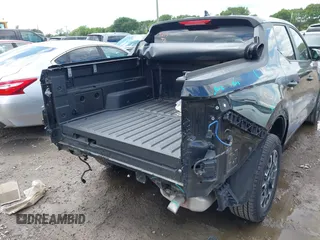 2022 Hyundai Santa Cruz SEL with VIN 5NTJBDAE2NH008015, listed as a IAAI auction lot 42232891 with 31,450 mi miles and . Bid and sale history available at DreamBid. Image 17.
