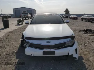 2017 Kia Optima EX z VIN KNAGU4LE9H5013620, wystawiony jako Copart lot #60928515 z przebiegiem 158 263 mil mil oraz Szkoda całkowita • Salvage title. Historia ofert i sprzedaży dostępna na DreamBid. Obrazek 5.