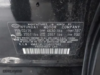 2016 Hyundai Sonata Hybrid SE with VIN KMHE24L12GA037983, listed as a IAAI auction lot 42078321 with 113,998 mi miles. Bid and sale history available at carsss.com. Image 9.
