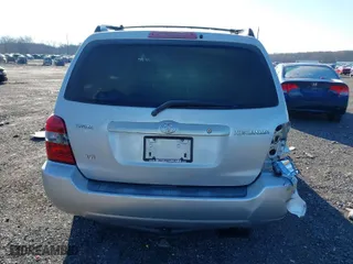 2005 Toyota Highlander with VIN JTEDP21A650062604, listed as a IAAI auction lot 40996702 with 193,651 mi miles. Bid and sale history available at carsss.com. Image 16.