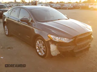 2019 Ford Fusion Hybrid SE with VIN 3FA6P0LU9KR108064, listed as a Copart auction lot 67453752 with 96,227 mi miles. Bid and sale history available at carsss.com. Image 4.