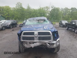 2011 Ram 2500 Big Horn с VIN 3D7UT2CL7BG572522, выставлен на аукционе IAAI как лот 42244072 с пробегом 155 677 миль миль и . История ставок и продаж доступна на DreamBid. Изображение 6.