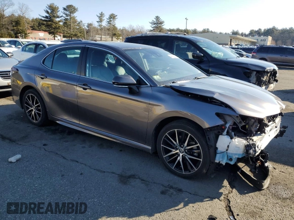 2023 Toyota Camry SE z VIN 4T1G11BK7PU091735, wystawiony jako Copart lot #44305035 z przebiegiem 66 498 mil mil oraz Szkoda całkowita • Salvage title. Historia ofert i sprzedaży dostępna na DreamBid. Obrazek 4.
