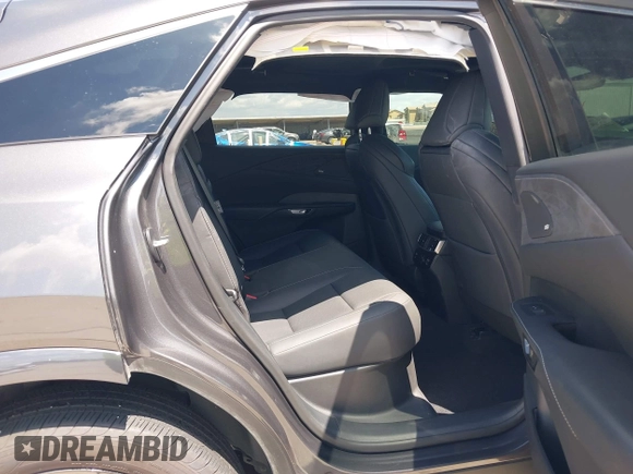 2024 Lexus RX 350 z VIN 2T2BAMCA7RC056226, wystawiony jako IAAI lot #42351779 z przebiegiem 12 317 mil mil oraz . Historia ofert i sprzedaży dostępna na DreamBid. Obrazek 8.