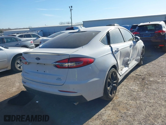 2020 Ford Fusion SE with VIN 3FA6P0HD2LR230033, listed as a IAAI auction lot 41815896 with 78,627 mi miles. Bid and sale history available at carsss.com. Image 4.