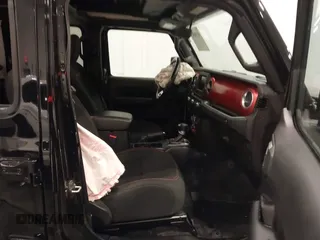 2019 Jeep Wrangler Unlimited Rubicon z VIN 1C4HJXFN7KW561193, wystawiony jako IAAI lot #41500907 z przebiegiem 18 697 mil mil oraz . Historia ofert i sprzedaży dostępna na DreamBid. Obrazek 5.