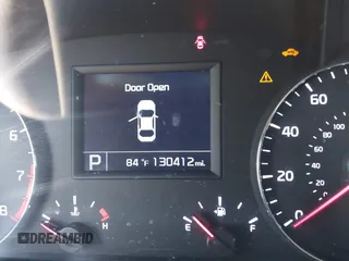 2016 Kia Cadenza Premium with VIN KNALN4D71G5212784, listed as a IAAI auction lot 41652725 with 130,412 mi miles and . Bid and sale history available at DreamBid. Image 7.
