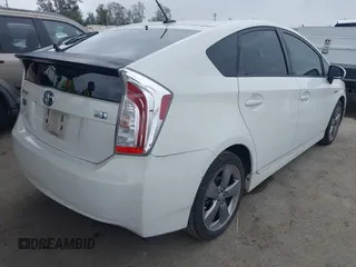 2013 Toyota Prius One with VIN JTDKN3DU0D5607615, listed as a IAAI auction lot 42049686 with 173,225 mi miles. Bid and sale history available at carsss.com. Image 4.