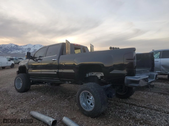 2015 Chevrolet Silverado 3500HD LTZ with VIN 1GC4K0E83FF591845, listed as a Copart auction lot 81810164 with 50,608 mi miles and Salvage Title. Bid and sale history available at carsss.com. Image 2.