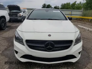 2015 Mercedes-Benz CLA 250 with VIN WDDSJ4GB0FN229669, listed as a Copart auction lot 61818805 with 82,975 mi miles and Clean title. Bid and sale history available at DreamBid. Image 5.