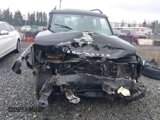 2002 Land Rover Discovery Cloth with VIN SALTY15442A757710, listed as a IAAI auction lot 40946887 with 161,221 mi miles and . Bid and sale history available at DreamBid. Image 6.