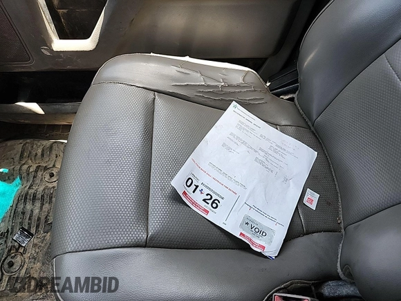 2019 Ford F-250 XL z VIN 1FT7W2B66KEC90809, wystawiony jako IAAI lot #42845140 z przebiegiem 204 526 mil mil oraz . Historia ofert i sprzedaży dostępna na DreamBid. Obrazek 17.