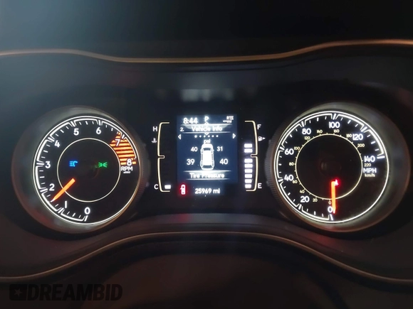 2021 Jeep Cherokee Latitude Lux z VIN 1C4PJMMX5MD194128, wystawiony jako IAAI lot #42257671 z przebiegiem 25 969 mil mil oraz . Historia ofert i sprzedaży dostępna na DreamBid. Obrazek 7.
