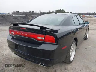 2013 Dodge Charger SXT with VIN 2C3CDXHG2DH525370, listed as a IAAI auction lot 41395980 with 226,079 mi miles. Bid and sale history available at carsss.com. Image 21.